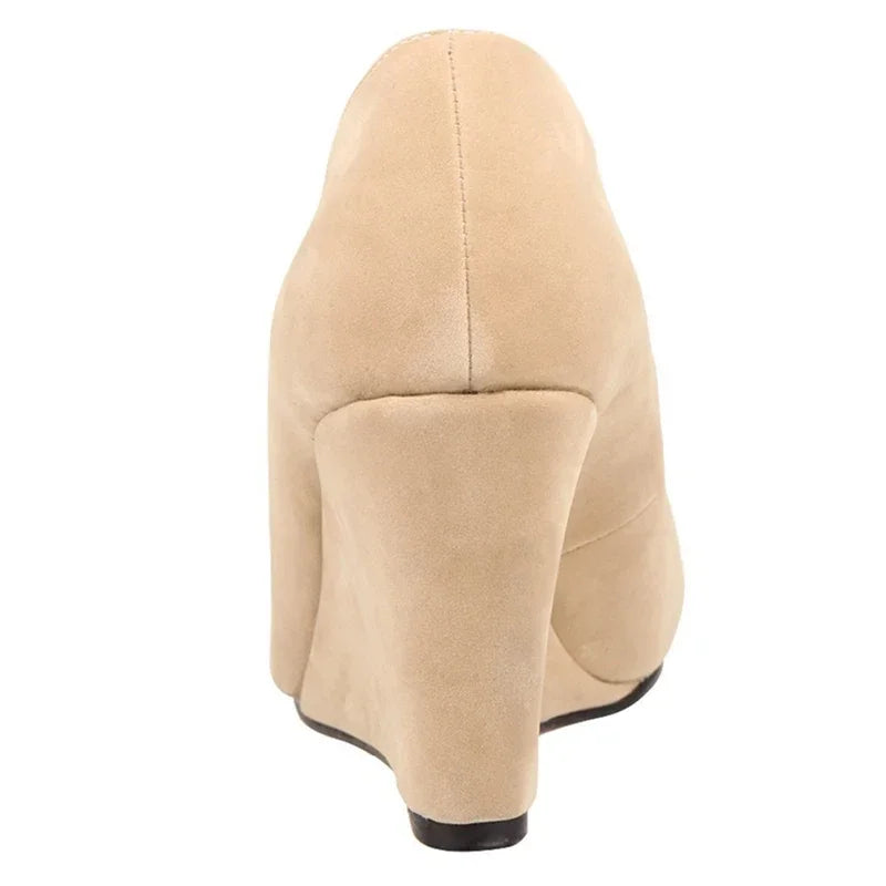 حذاء إسفيني كلاسيكي مدبب - جلد سويدي صناعي أسود 2025