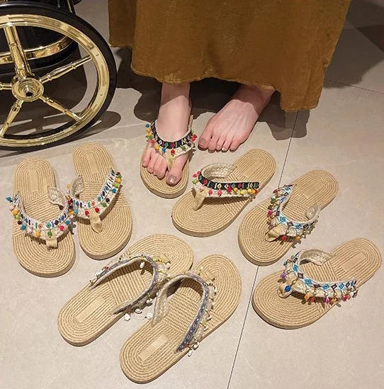 صنادل شاطئ نسائية بكعب منخفض ومضادة للانزلاق