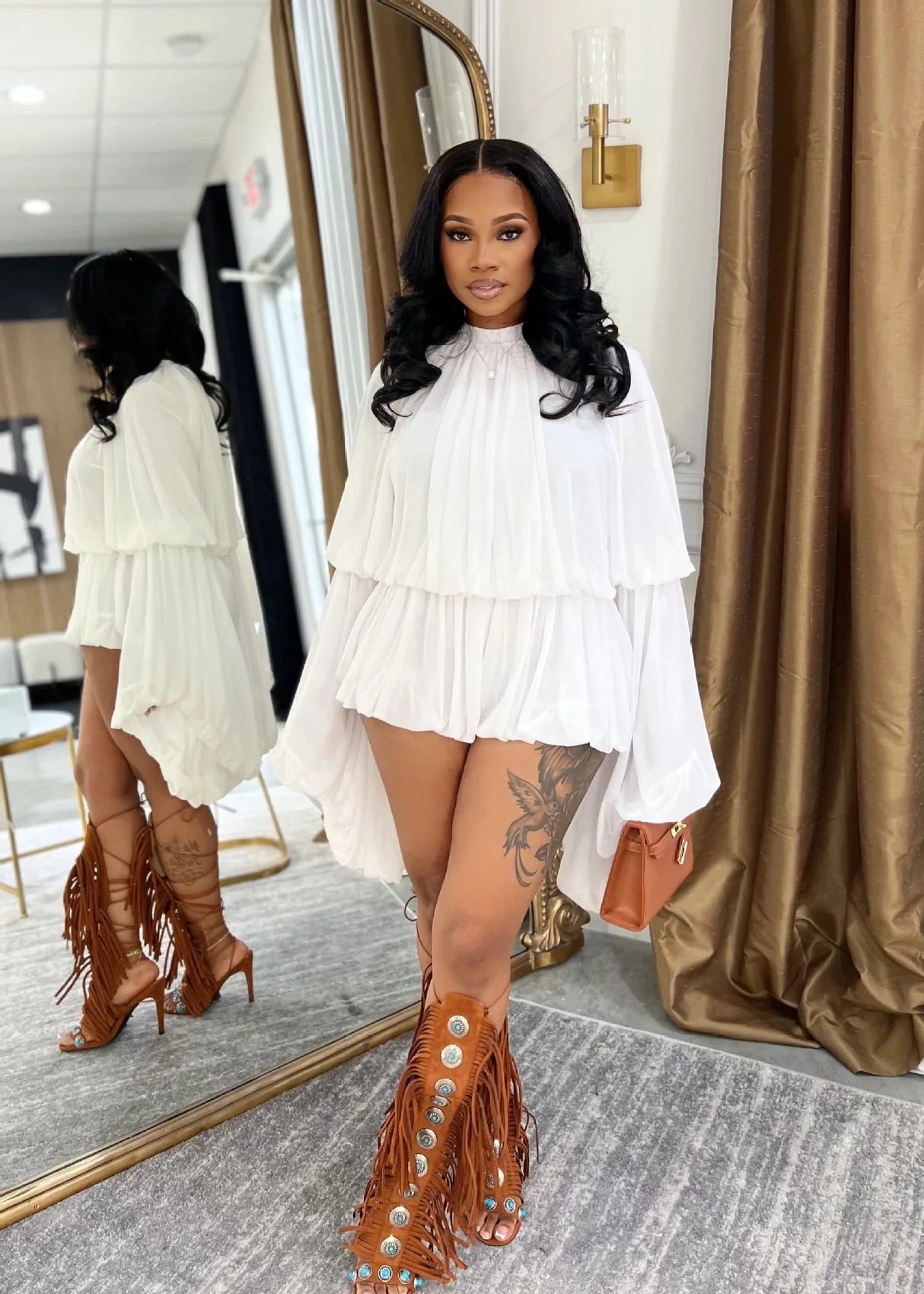 SculptEase™ – جمبسوت ضيق بأكمام واسعة ومكشكشة (مطاطي، أنيق، وملائم للانحناءات)