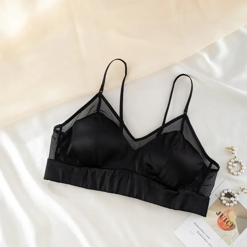 ملابس داخلية نسائية بدون درزات