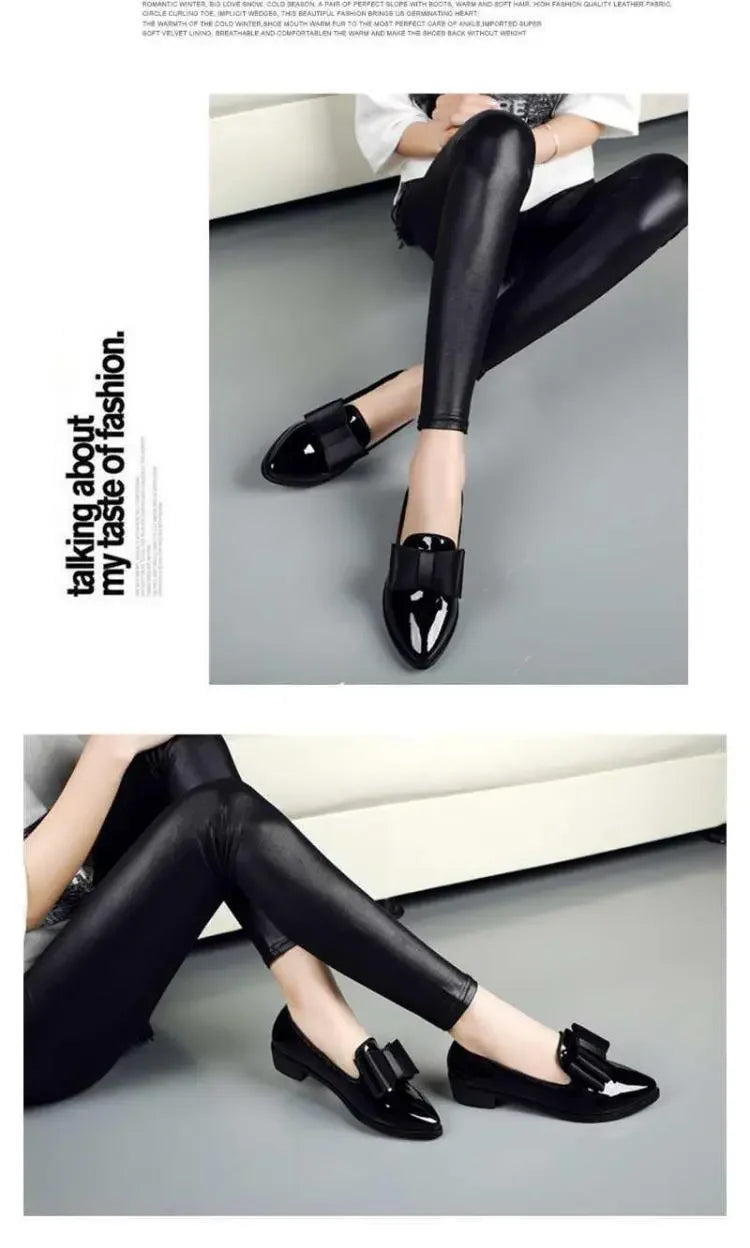 حذاء نسائي من الجلد بمقدمة مستديرة ورباط