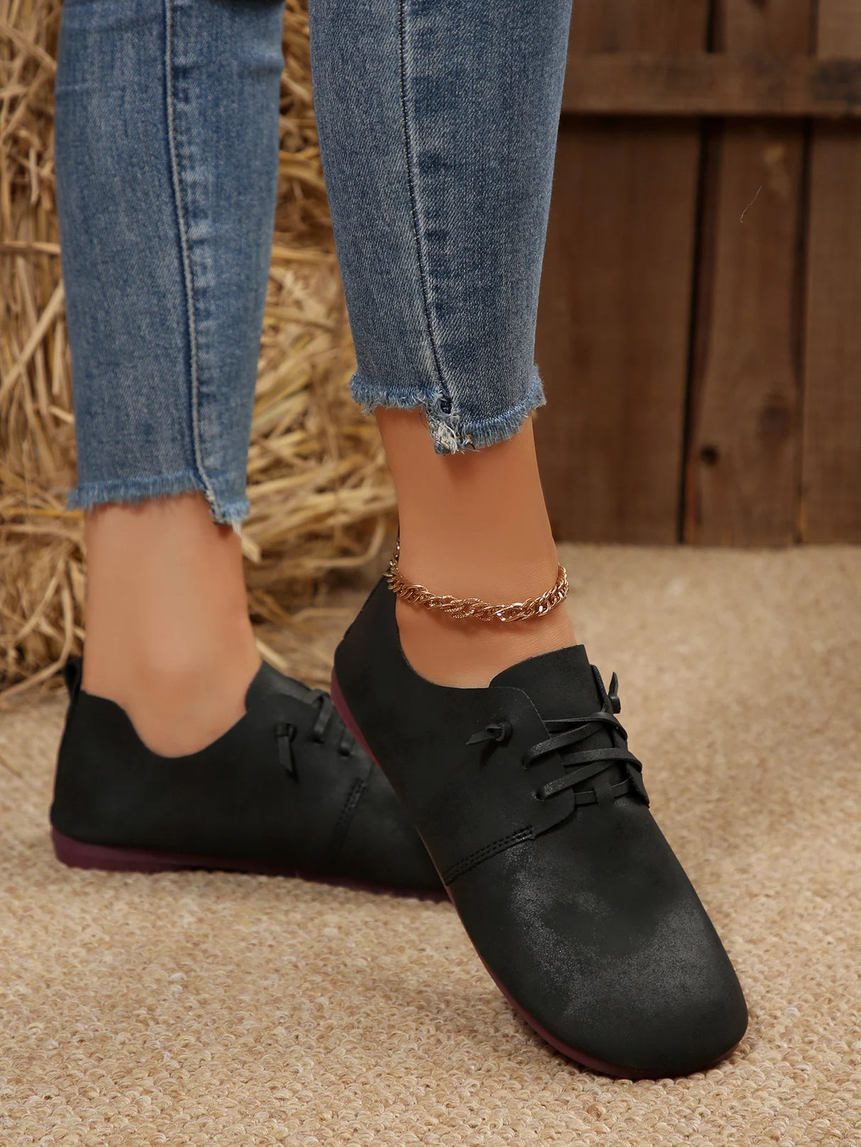 حذاء لوفر نسائي أنيق وسهل الارتداء