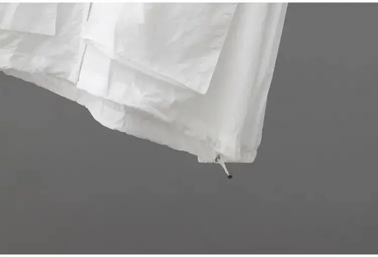 سترة نسائية خفيفة الوزن مقاومة للرياح بغطاء للرأس