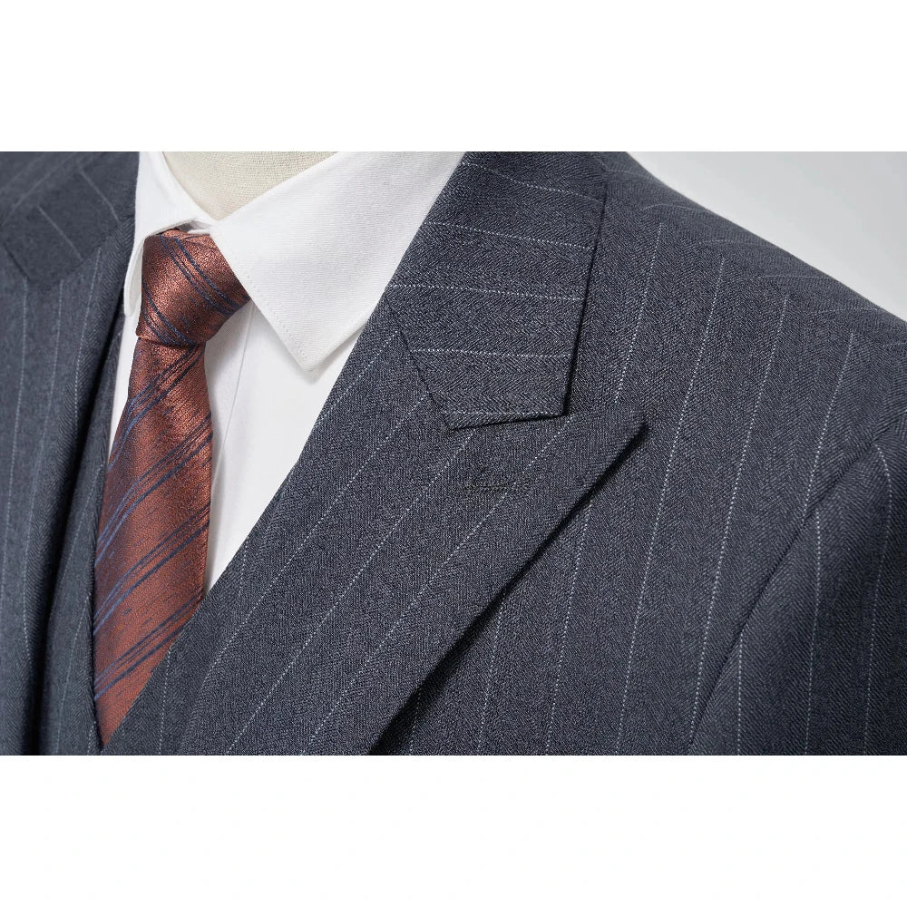 بدلة زفاف إيطالية مصممة خصيصًا للرجال