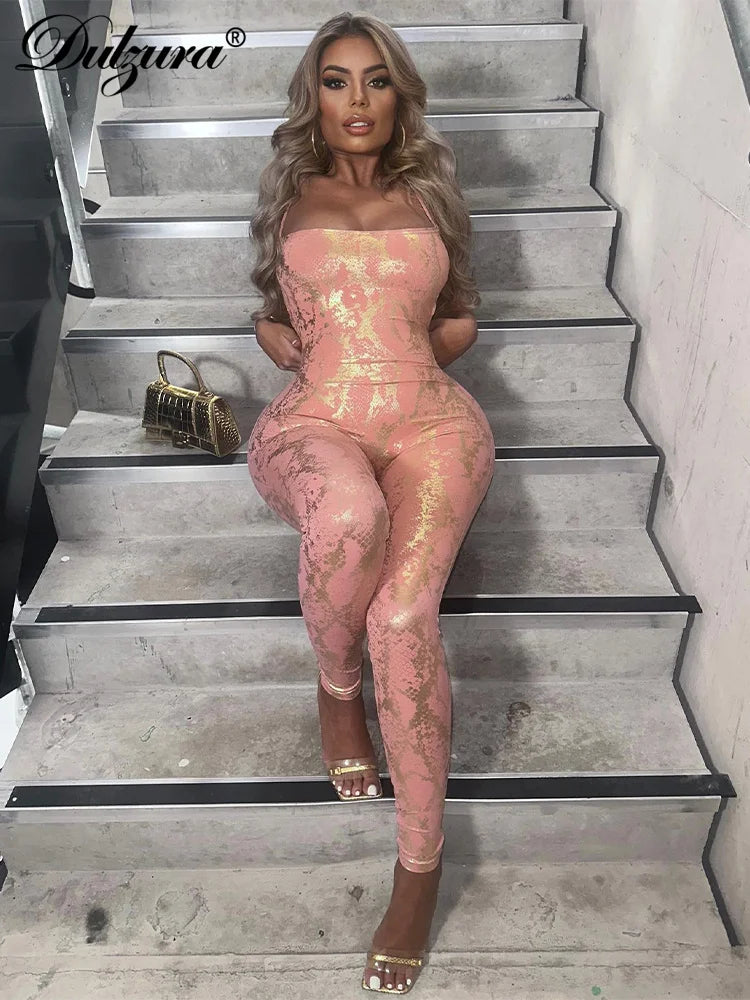 شيمارا™ – جمبسوت صيفي بظهر متقاطع (لامع، منعش، ومناسب للخروجات الليلية)