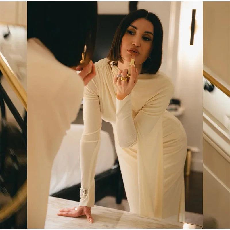 فستان نسائي طويل بشريط مطوي