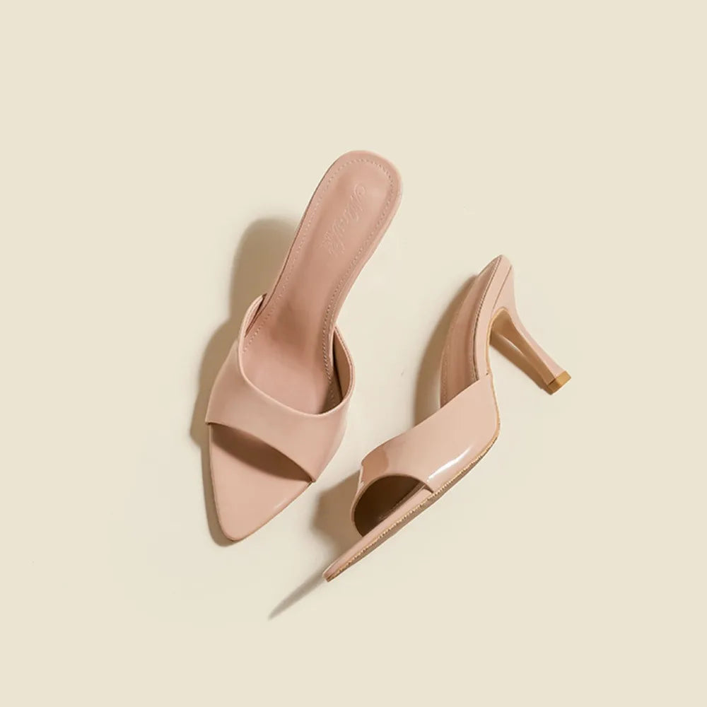 نعال براءات اختراع بكعب رفيع ومقدمة مدببة - 2025