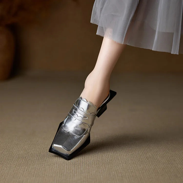 نعال نسائية فاخرة مرصعة بأحجار الراين