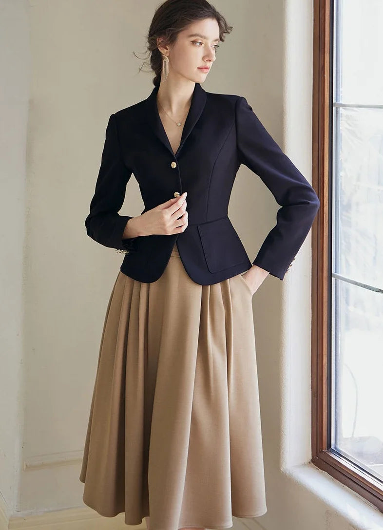 Slimette™ – Crop Blazer (Chic Black Fit, Youthful Korean Edge)