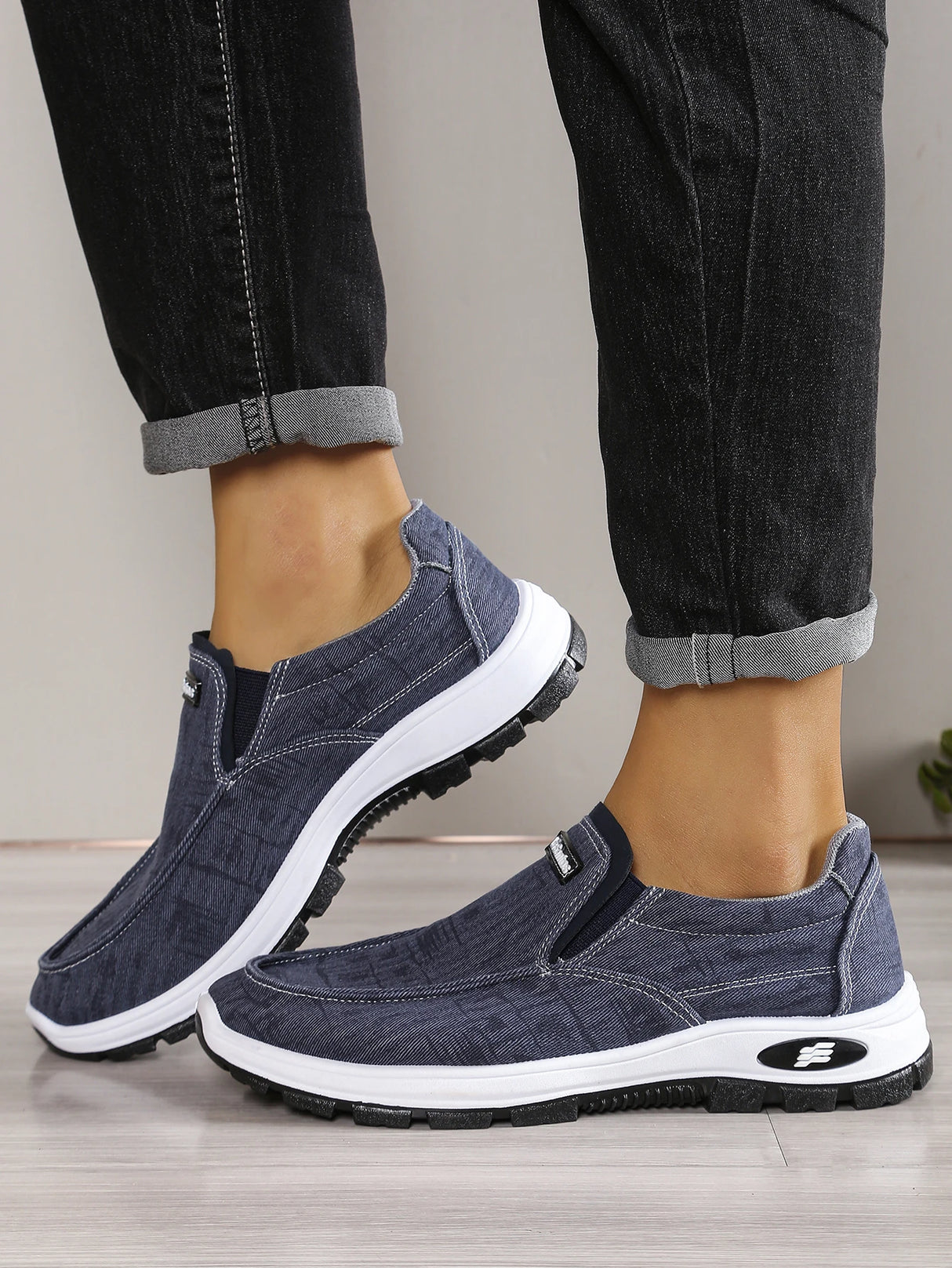 Men Fabric Casual Canvas Sneakers
