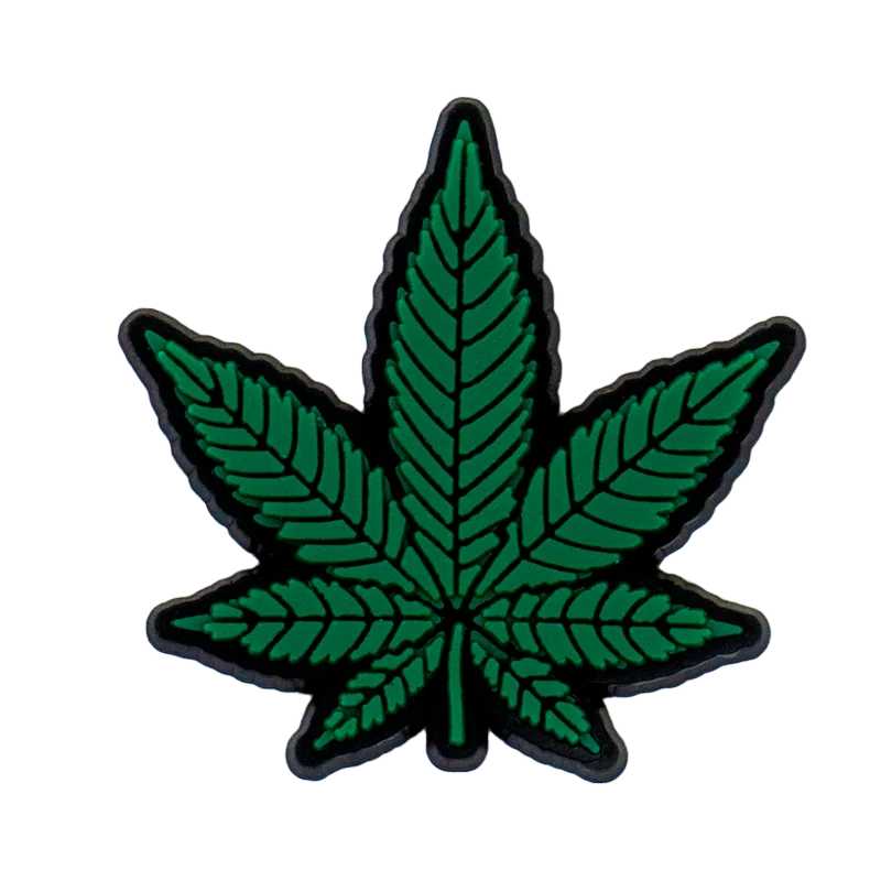 سحر الأحذية النسائية العصرية على شكل مسدس