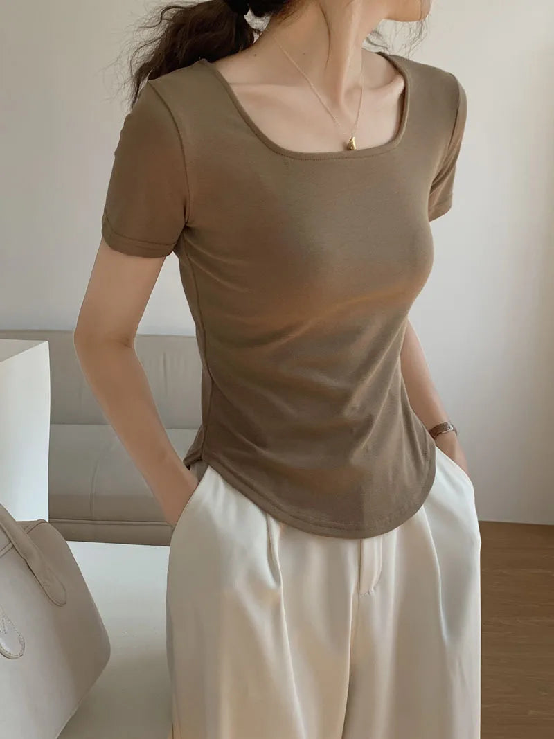 Women Chinese Buckle Tee