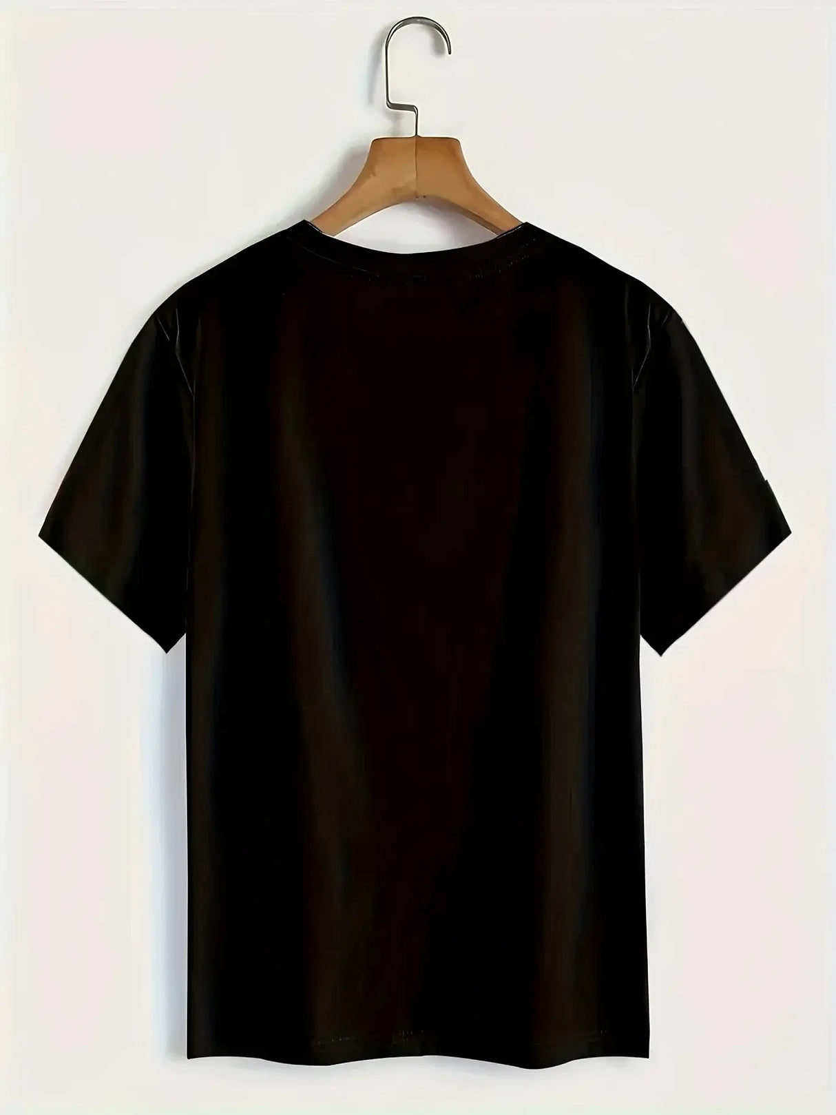 تي شيرت نسائي كاجوال بأكمام قصيرة وطبعة شفاه