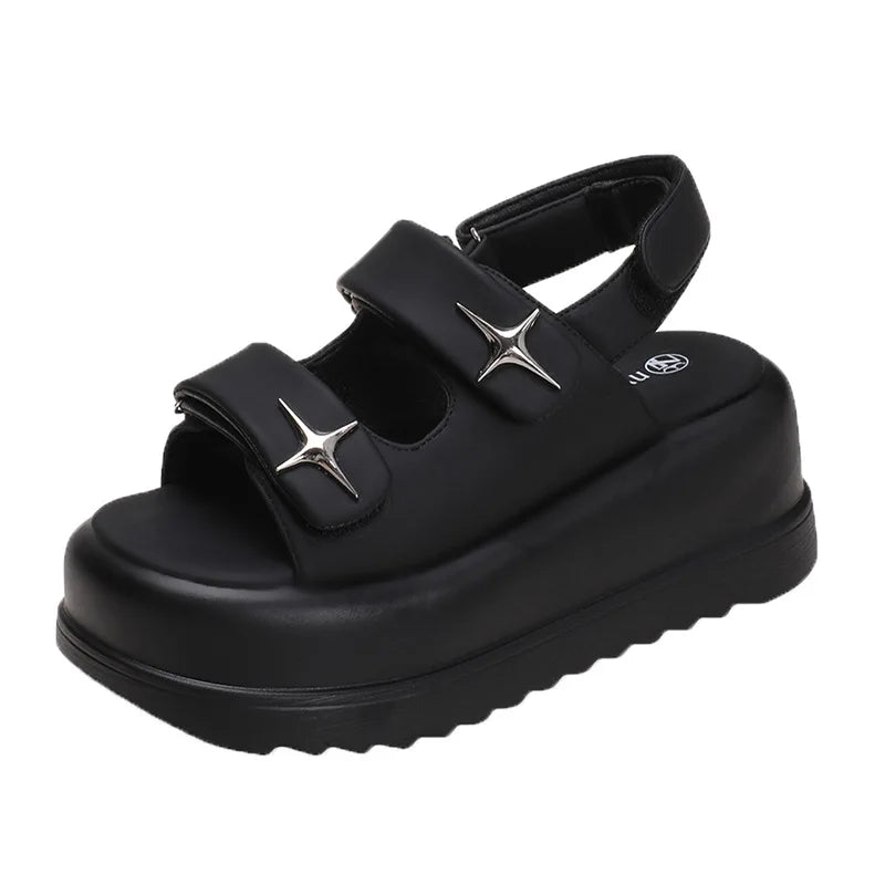 صنادل منصة مصممة - صيف 2025