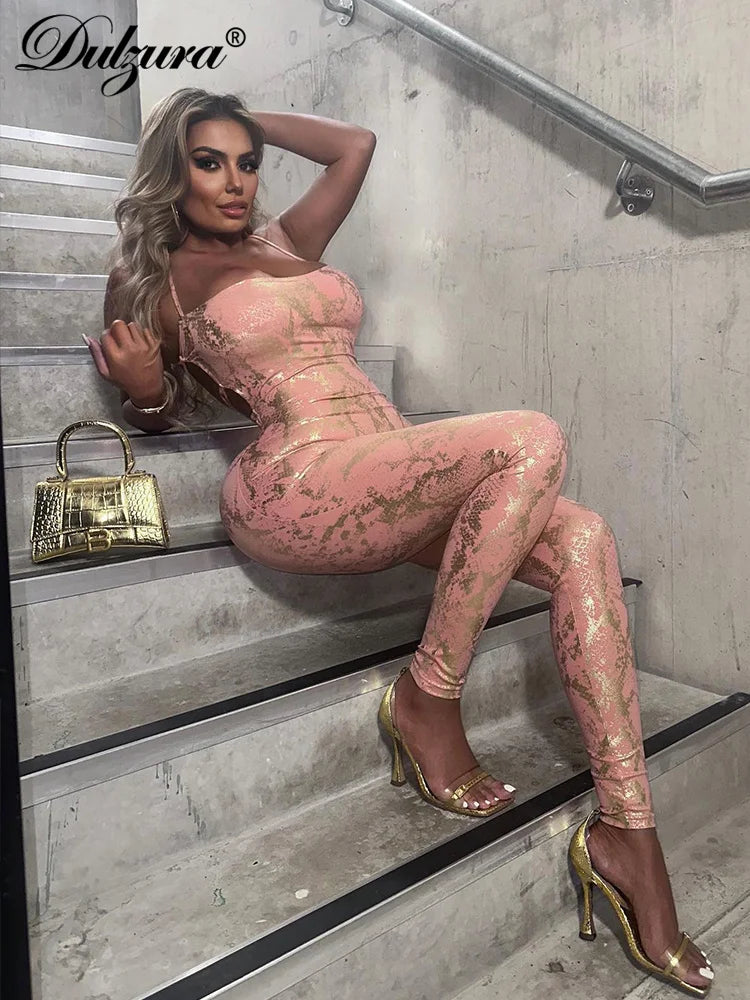 شيمارا™ – جمبسوت صيفي بظهر متقاطع (لامع، منعش، ومناسب للخروجات الليلية)