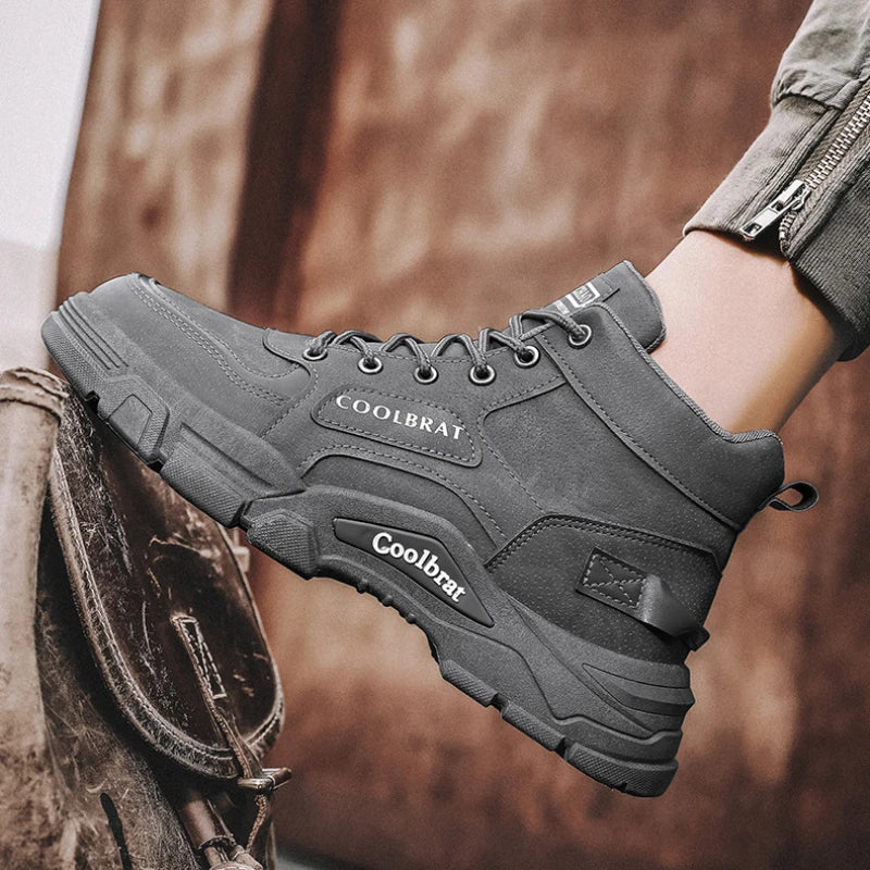 GripHike™ Men’s High-Top Hiking Boots