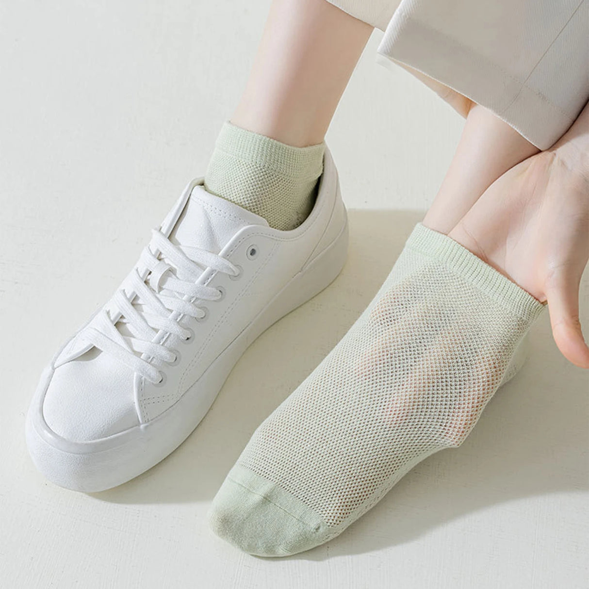 Women Cotton Mesh Socks