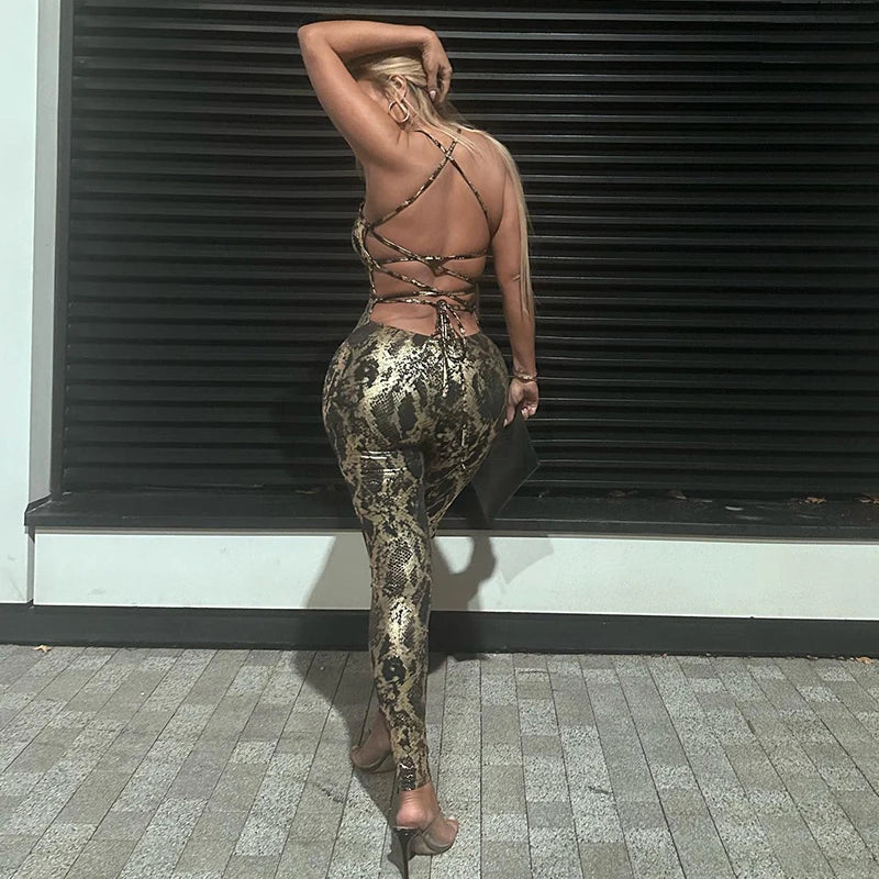 شيمارا™ – جمبسوت صيفي بظهر متقاطع (لامع، منعش، ومناسب للخروجات الليلية)