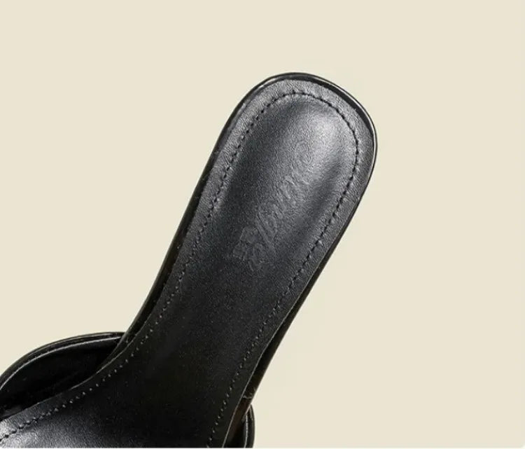 نعال براءات اختراع بكعب رفيع ومقدمة مدببة - 2025