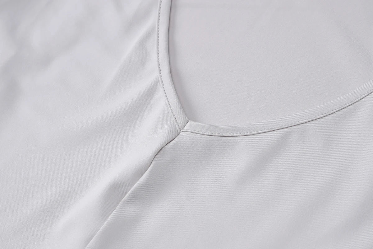 HaloGlam™ – جمبسوت حفلات مفتوح الظهر (لامع، جريء، وجريء)