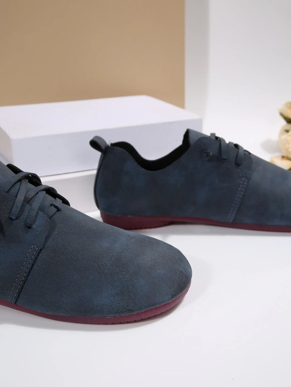 حذاء لوفر نسائي أنيق وسهل الارتداء