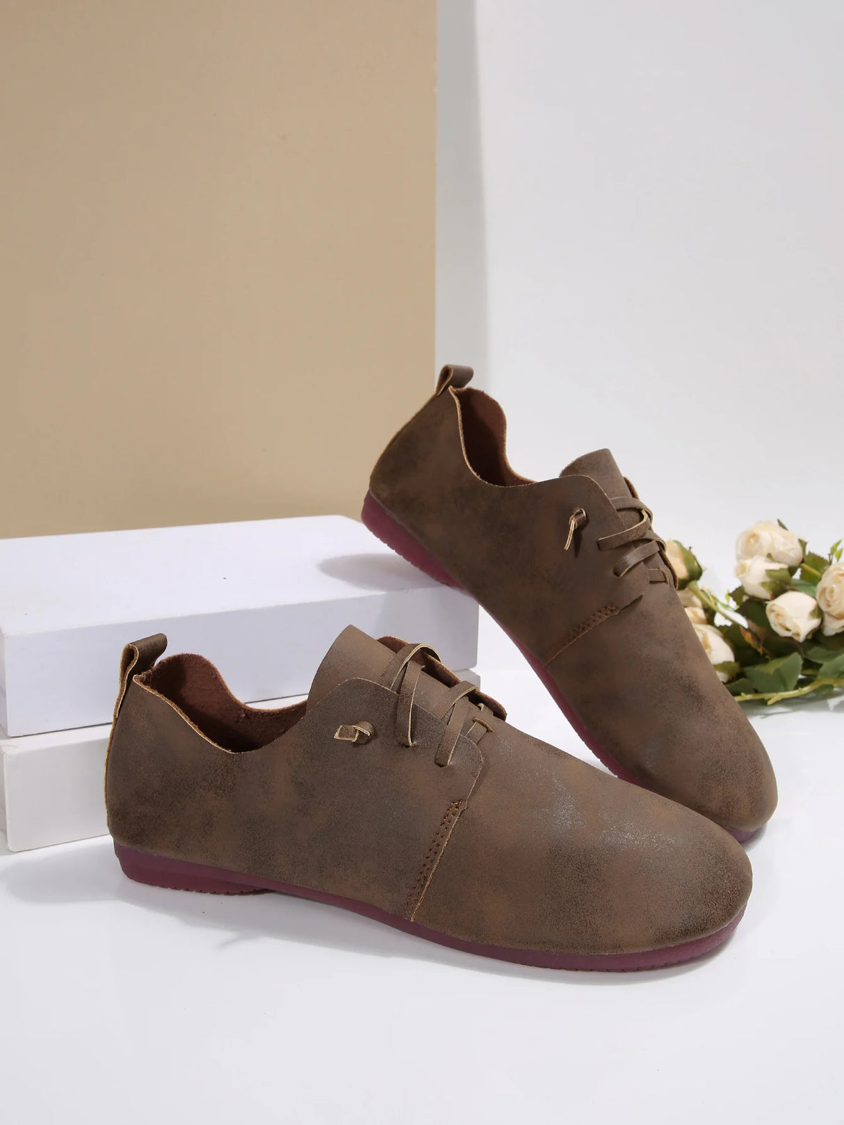 حذاء لوفر نسائي أنيق وسهل الارتداء