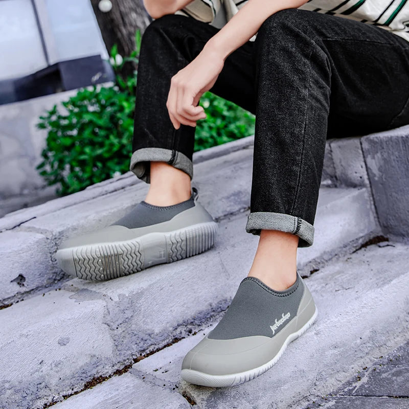 أحذية مطر خفيفة الوزن للرجال