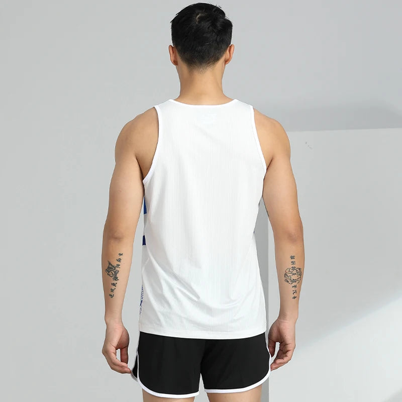 طقم رياضي سريع الجفاف للرجال بمقاسات كبيرة - طقم جري