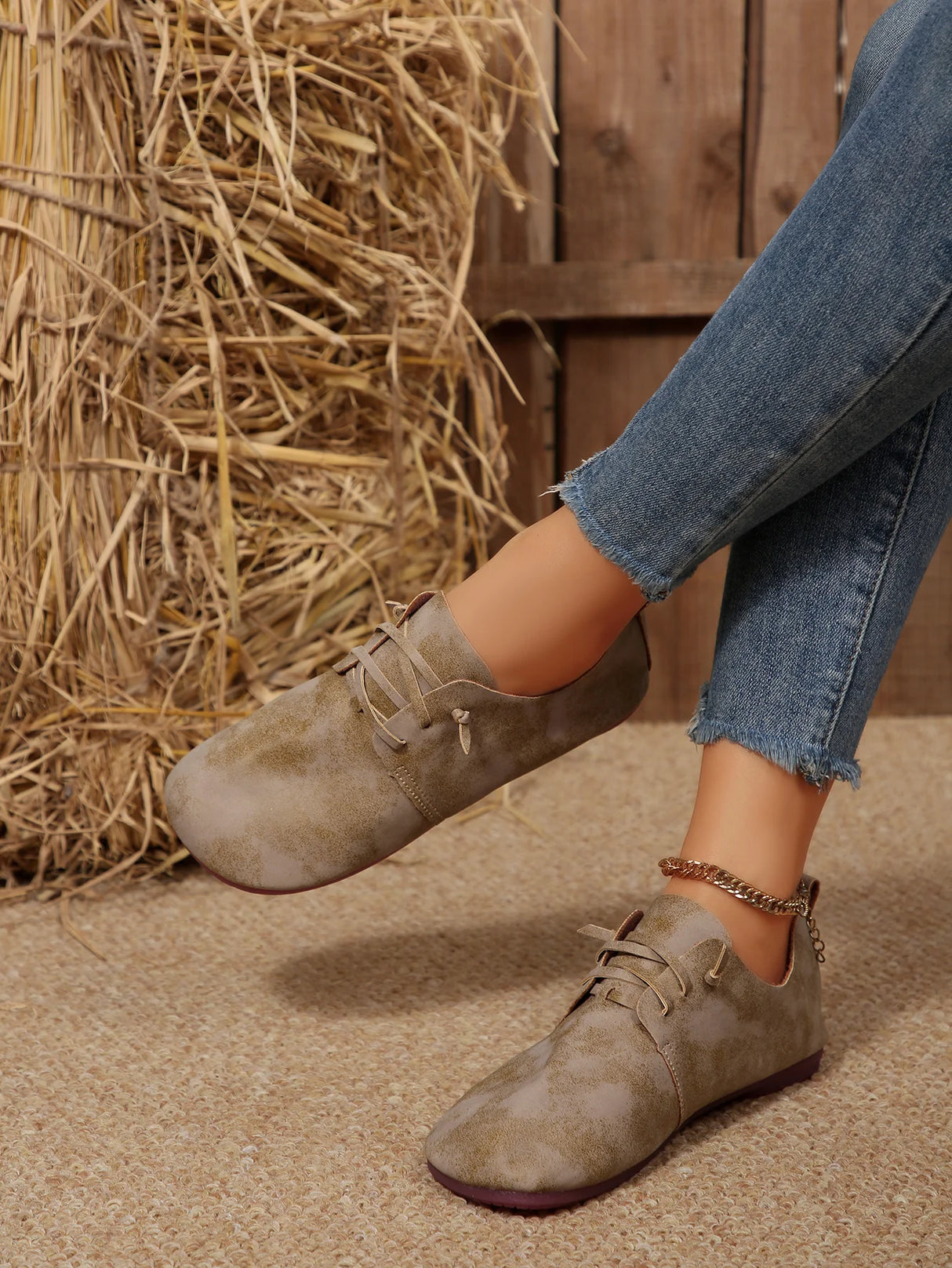 حذاء لوفر نسائي أنيق وسهل الارتداء