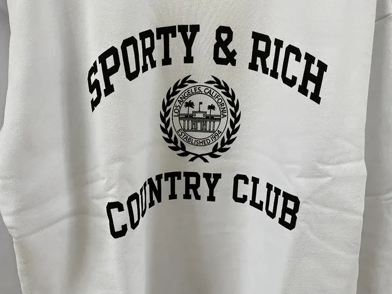 سويت شيرت نسائي بطبعة حروف عتيقة برقبة دائرية