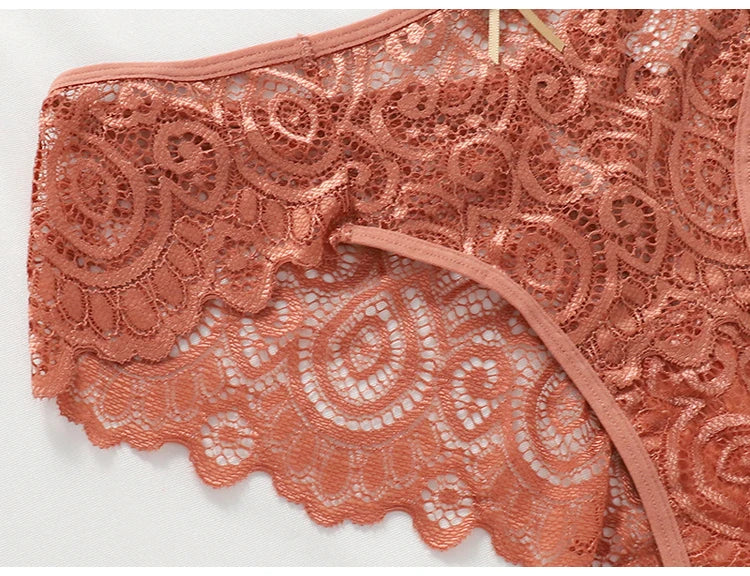 حمالة صدر نسائية من الحرير والساتان