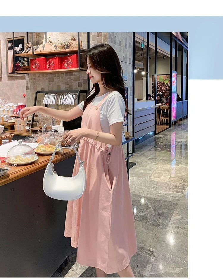 Korean loose fit maternity dress in pink, perfect for holiday photography outfits and casual occasions.