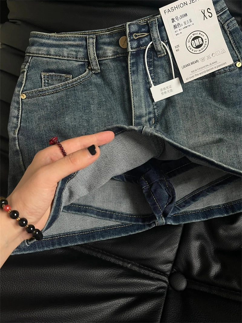 شورت جينز بتنورة قصيرة على شكل حرف A من 90sRider™ (نمط كلاسيكي أزرق Y2K)