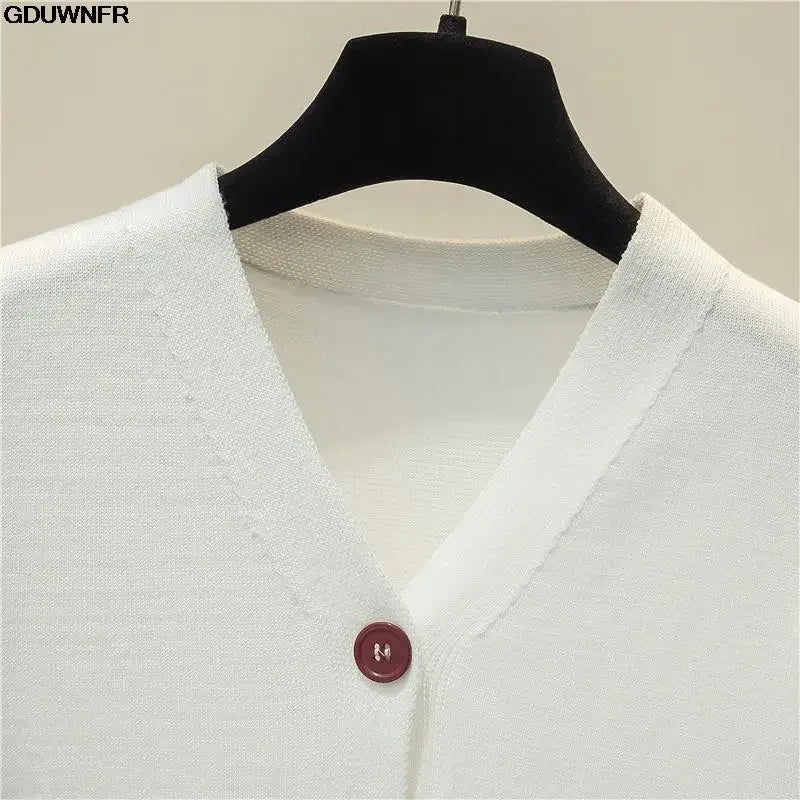 سترة نسائية محبوكة بأكمام قصيرة