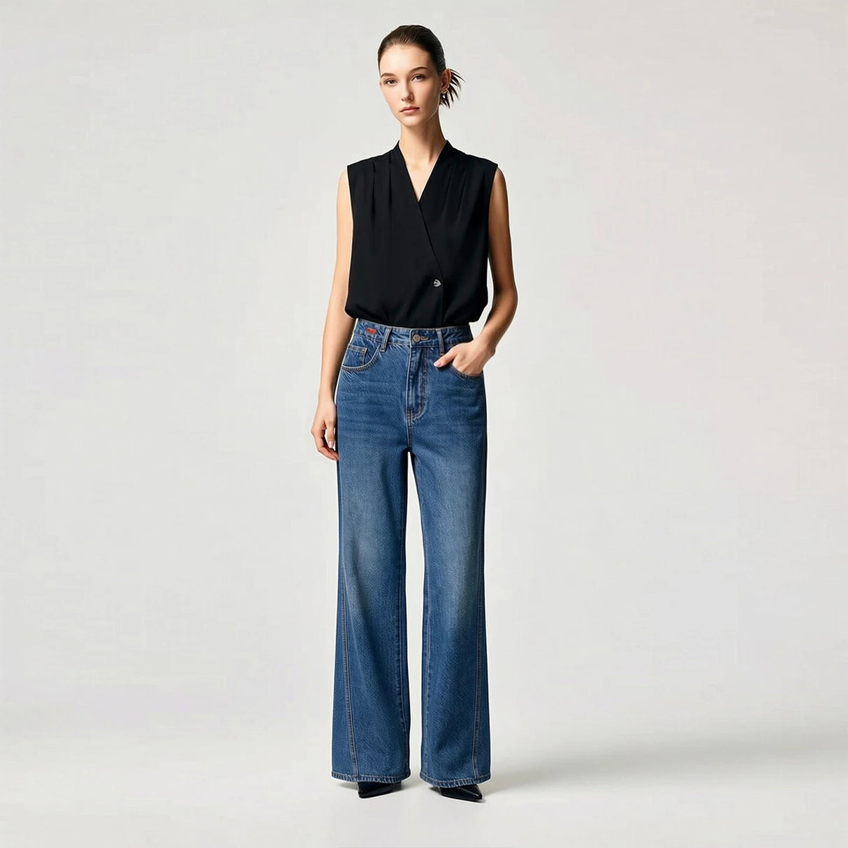 Amii Sleeveless Chiffon Office Blouse