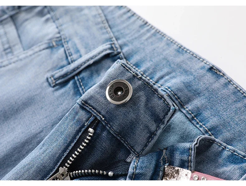 بنطلون جينز رجالي رقيق من الليوسيل