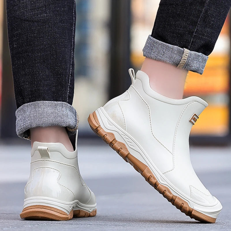 صنادل رومانية صيفية بكعب إسفيني للنساء