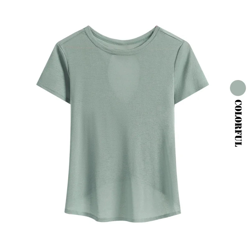 قميص يوغا قصير مفتوح الظهر للنساء