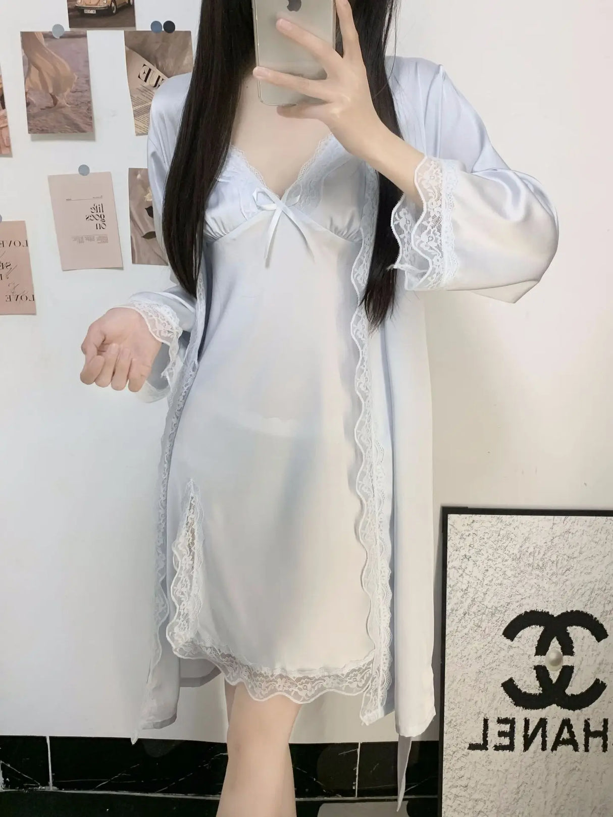 طقم رداء نوم ساتان نسائي