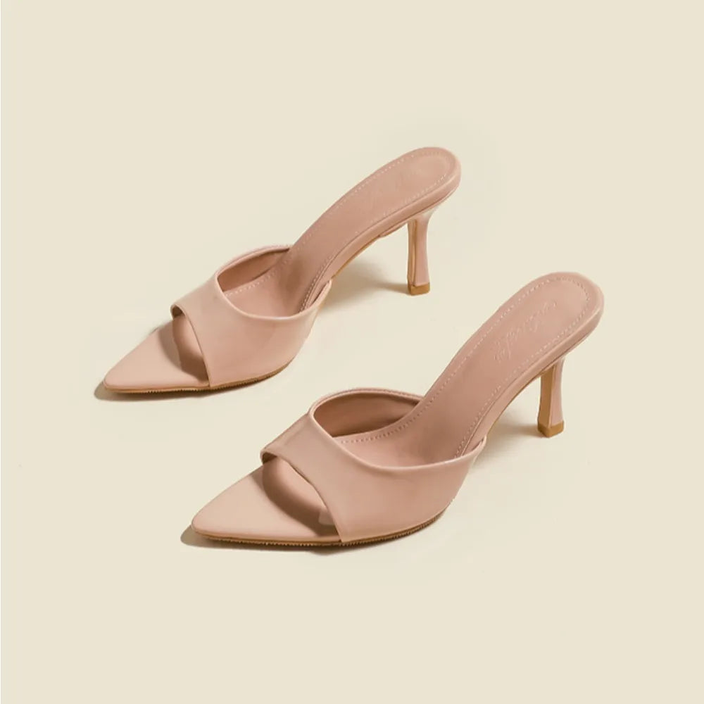 نعال براءات اختراع بكعب رفيع ومقدمة مدببة - 2025