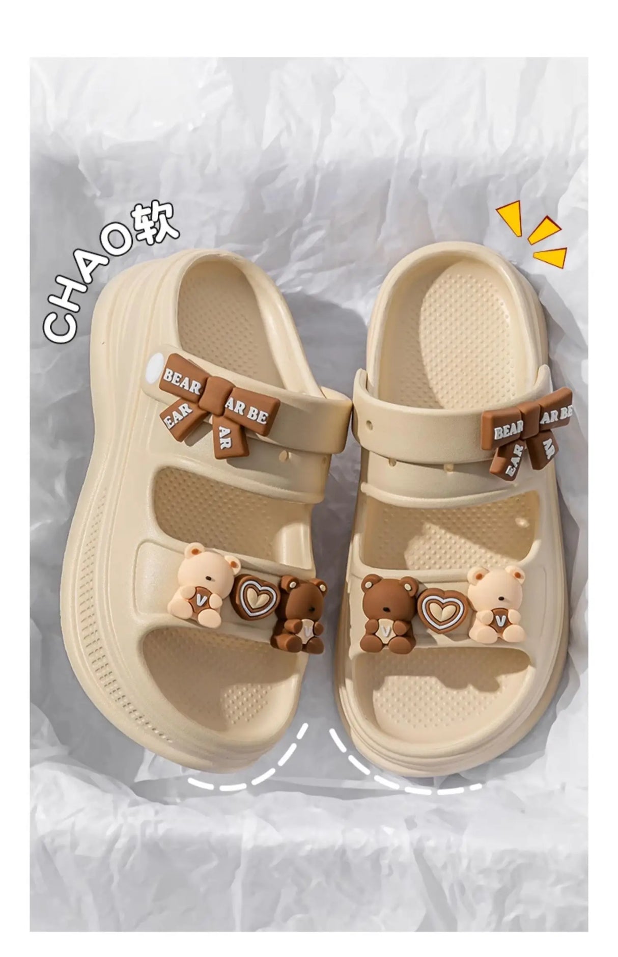 صنادل نسائية بكعب رفيع للصيف في الهواء الطلق