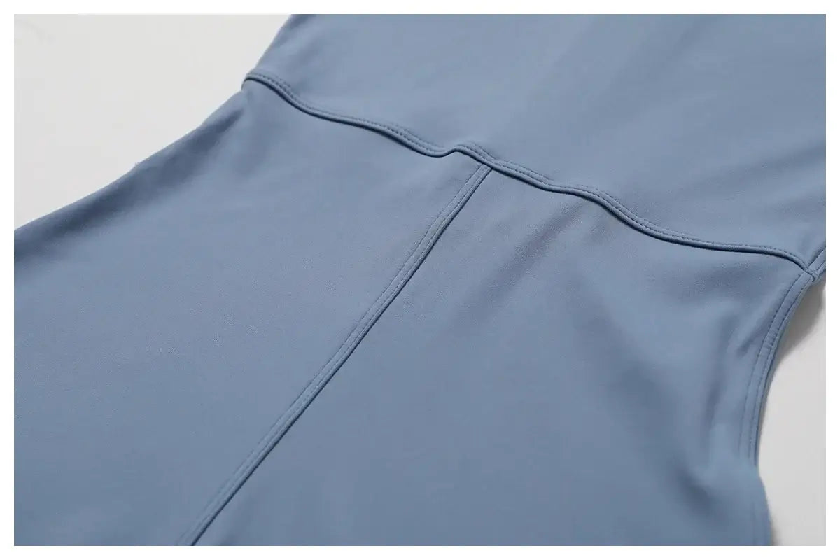 جمبسوت رياضي نسائي بأكمام طويلة وسحاب