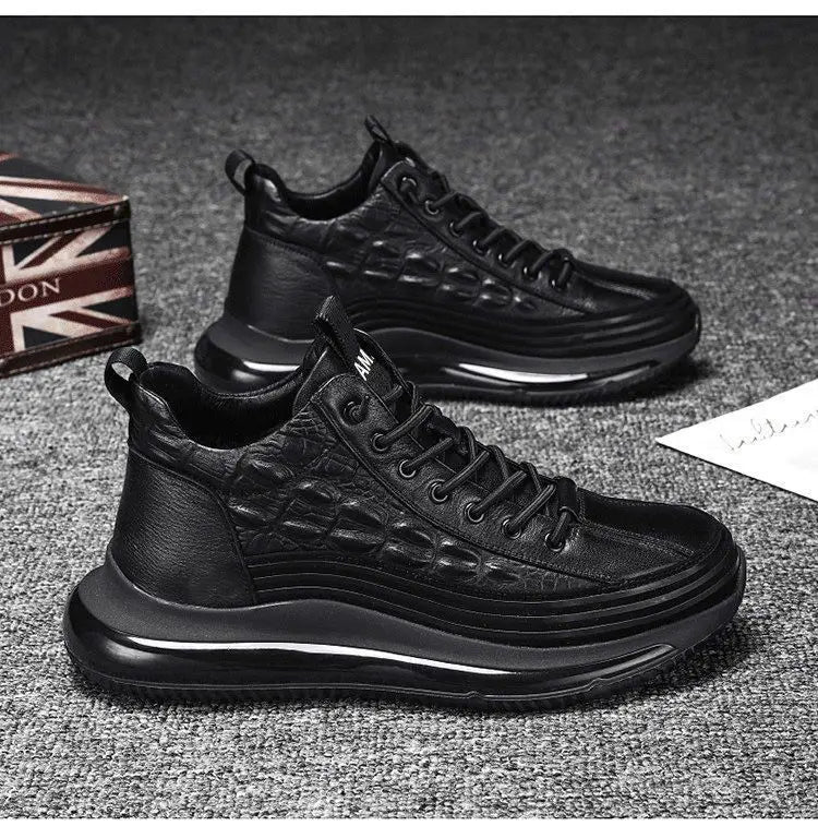 أحذية رياضية كاجوال عصرية للرجال في الهواء الطلق