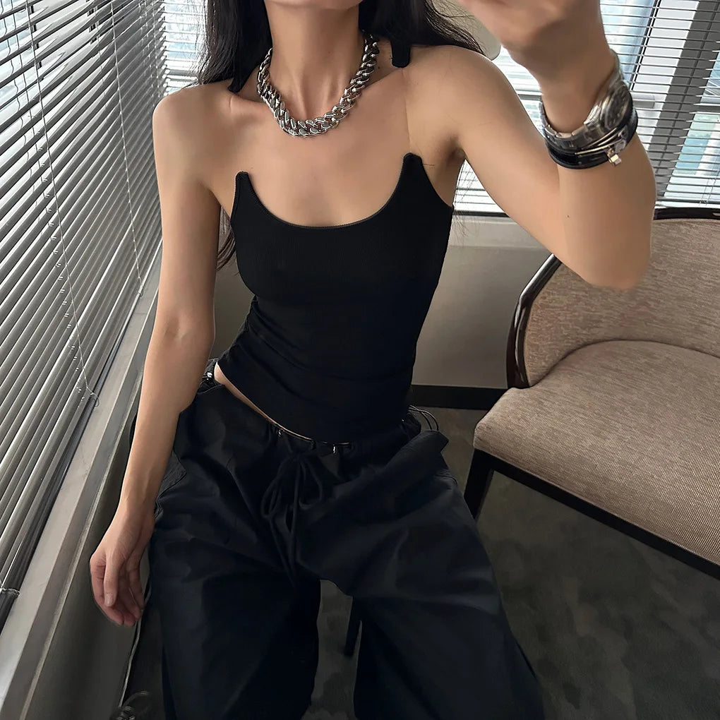 قميص داخلي نسائي بأشرطة مضلعة