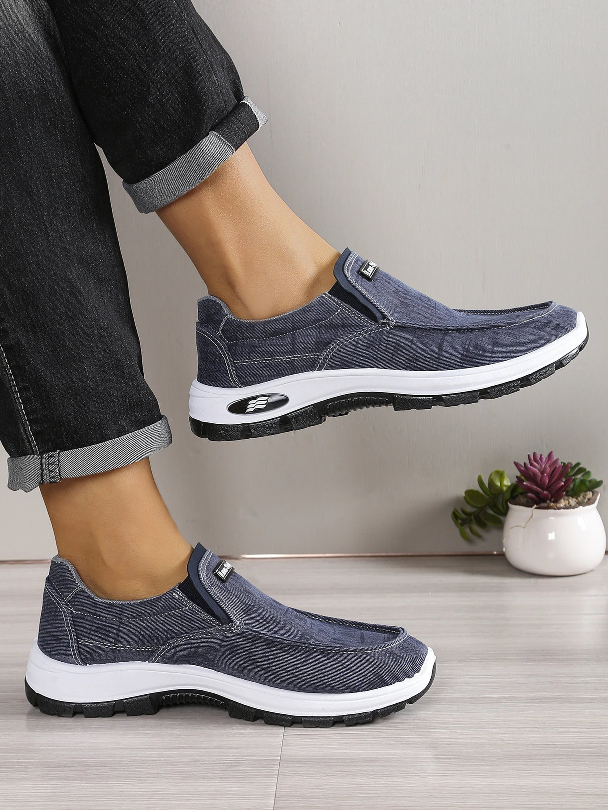 Men Fabric Casual Canvas Sneakers