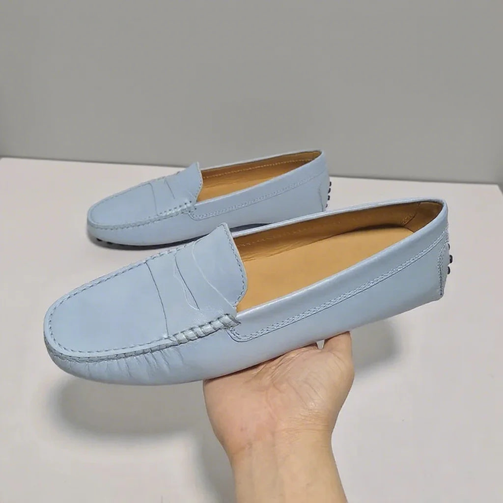 حذاء مسطح نسائي 2025 من الجلد الطبيعي سهل الارتداء