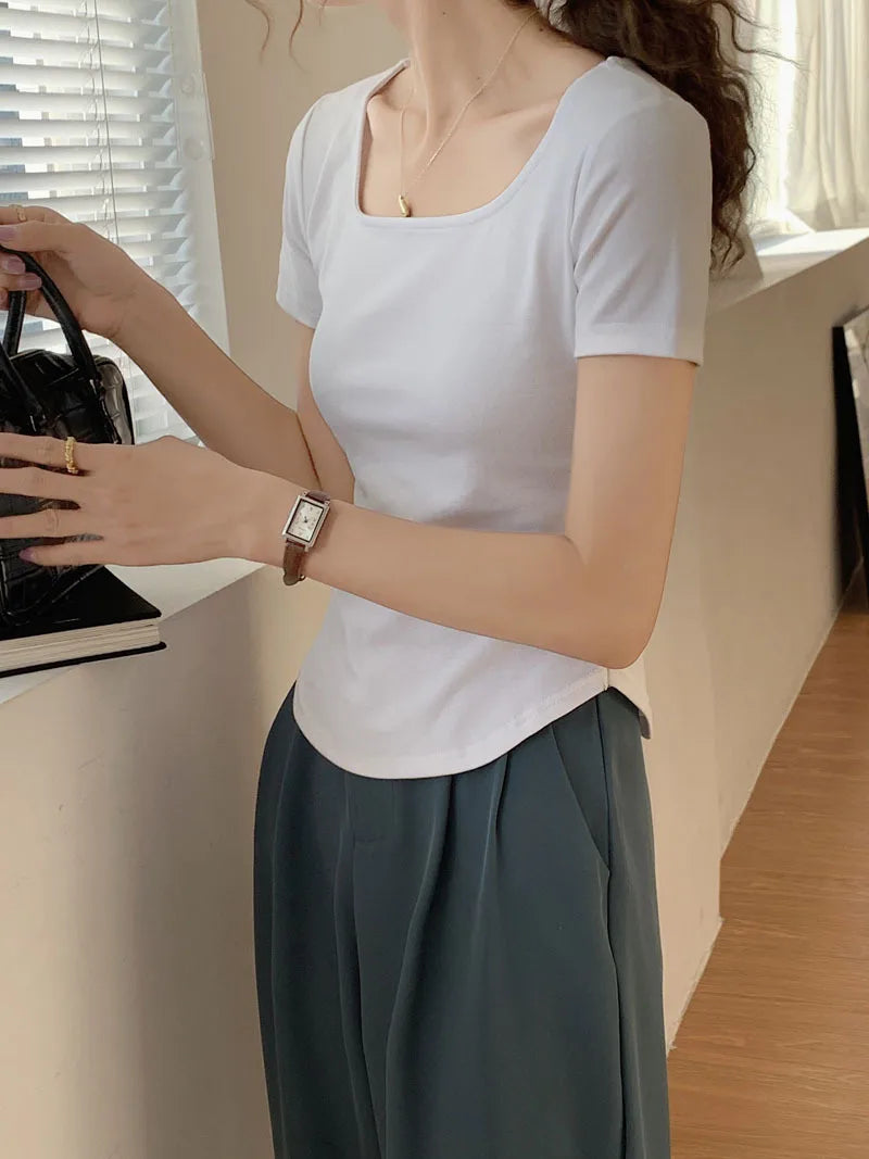 Women Chinese Buckle Tee