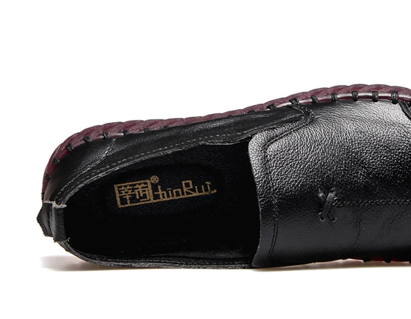 حذاء نسائي واسع - ٢٠٢٥