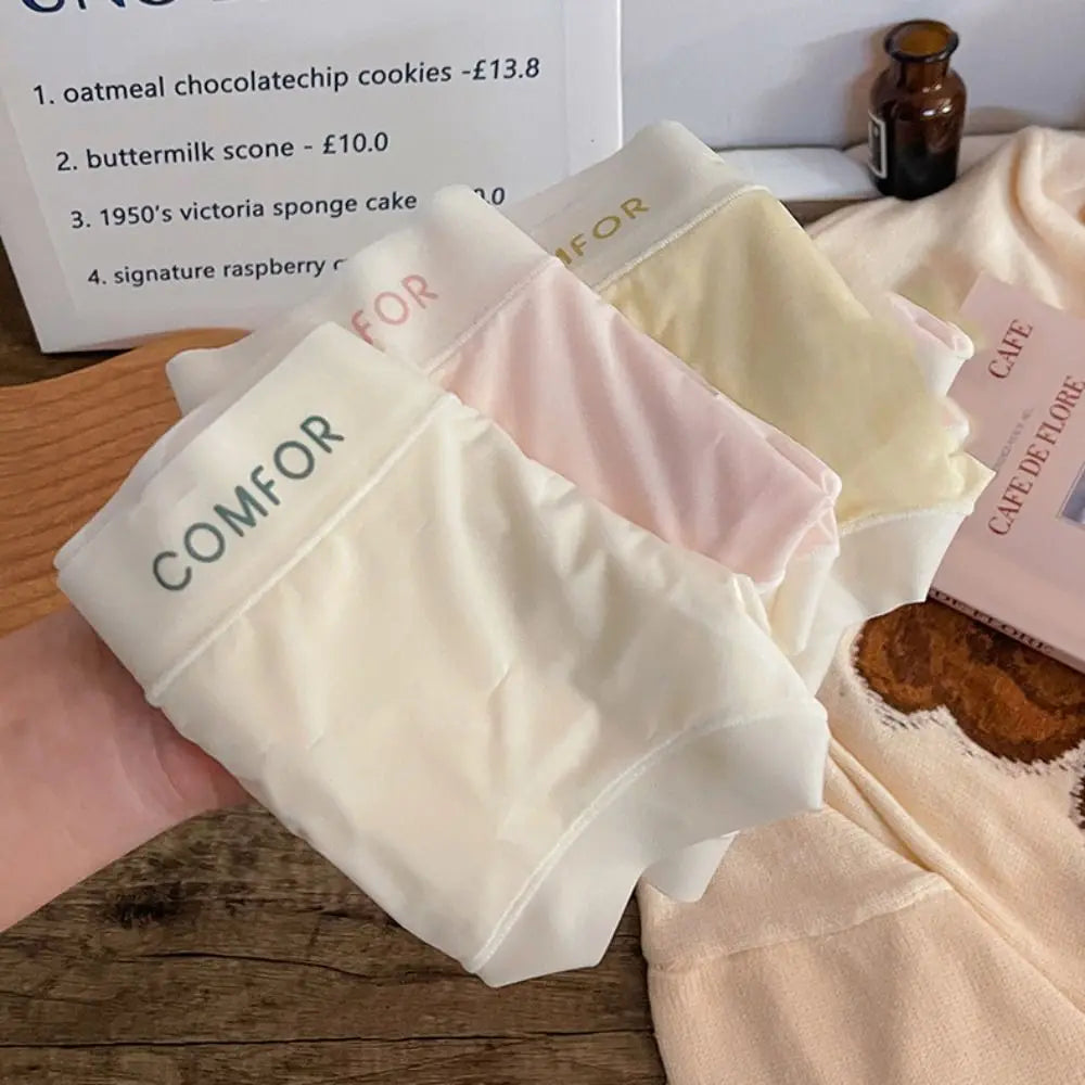 سراويل داخلية نسائية من الحرير الجليدي المكشكش