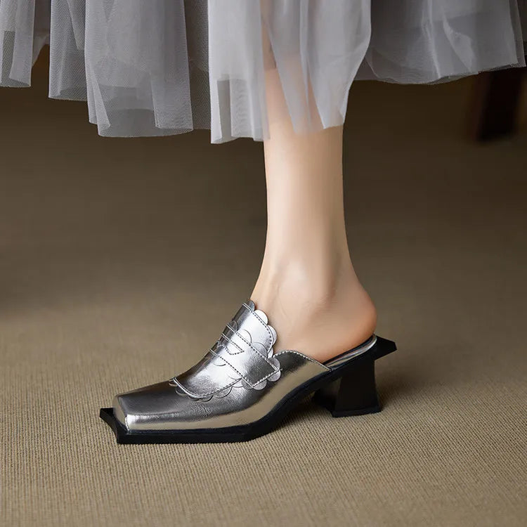 نعال نسائية فاخرة مرصعة بأحجار الراين